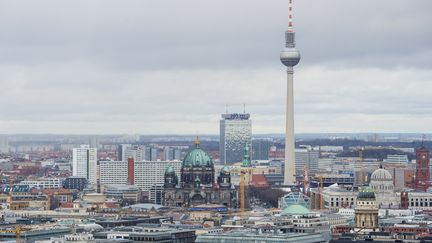 Vue de Berlin de&nbsp;Potsdamer Platz à Alexanderplatz.&nbsp; (JOHN MACDOUGALL / AFP)