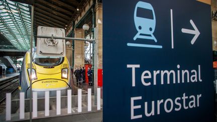 Le départ de l'Eurostar pour Londres à la Gare du Nord, à Paris. (CHRISTOPHE PETIT TESSON / EPA VIA MAXPPP)