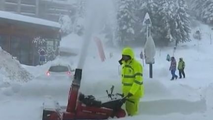 Intempéries : les Pyrénées sous la neige