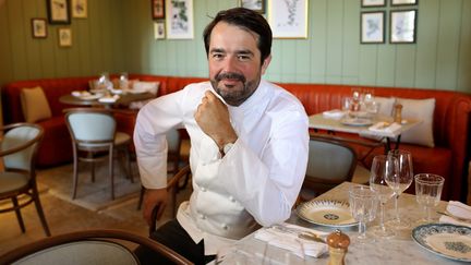 Le chef Jean-François Piège le 16 juillet 2019 au Clover Gordes, un des trois restaurants du palace 5 étoiles La Bastide à Gordes (Vaucluse). (MAXPPP)