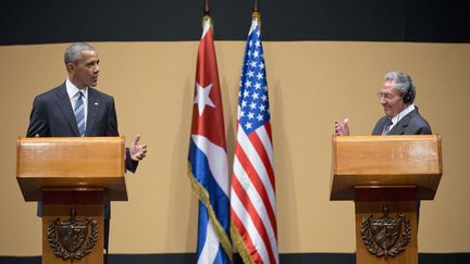 &nbsp; (Barack Obama et Raul Castro ont prononcé leurs discours côte à côte © Pablo Martinez Monsivais/AP/SIPA)