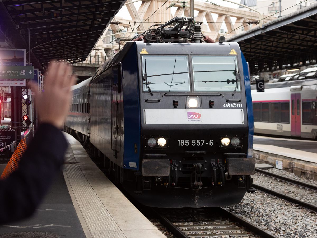 Alimentation de la voie - Le train de Jules