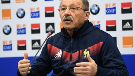 Jacques Brunel en conférence de presse (CHRISTOPHE SIMON / AFP)