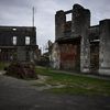 Maisons en ruine du village martyr d'Oradour-sur-Glane (Haute-Vienne). (PHILIPPE LOPEZ / AFP)