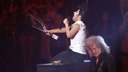 Lady Gaga with Brian May, on guitar, perform at the MTV Video Music Awards on Sunday Aug. 28, 2011, in Los Angeles
 (Matt Sayles/AP/SIPA)