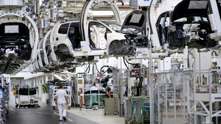 Dans l'usine Volkswagen de Wolfsburg (7-3-2012) (AFP - ODD ANDERSEN)