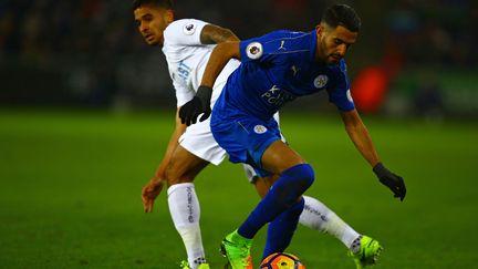 Le Leicester de Riyah Mahrez n'y arrive toujours pas (GEOFF CADDICK / AFP)