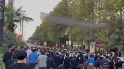 Iran :&nbsp;31 personnes mortes dans les manifestations à la suite du décès de&nbsp;Mahsa&nbsp;Amini (France 2)