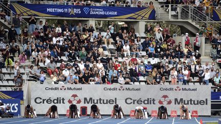 Les athlètes se préparent avant une finale lors du meeting de Diamond League de Paris, le 28 août 2021. (HERVIO JEAN-MARIE / KMSP)