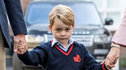 Le prince George, lors de sa rentrée à l'école&nbsp;St Thomas's Battersea, à Londres, le 7 septembre 2017. (REUTERS)