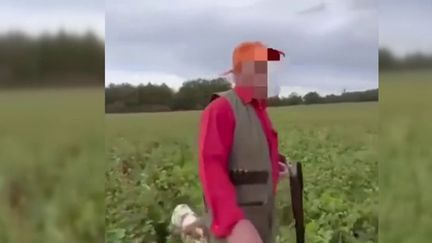 Un groupe de cycliste a eu la mésaventure d’essuyer des tirs d’un chasseur lors d’une balade dominicale, dimanche 23 octobre.&nbsp;Clara, 17 ans, raconte ce qu’il s’est passé. (FRANCE 3)