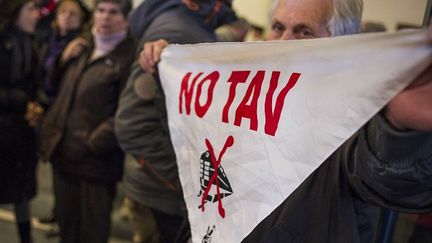 &nbsp; (Manifestation de soutien aux opposants à la ligne Lyon-Turin à Turin, le 27 janvier 2015 © Maxppp)