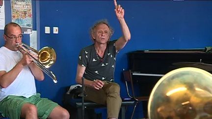 Le Météo festival de Mulhouse dédie une semaine à l'improvisation musicale notamment avec le trompettiste autrichien Franz Hautzinger
 (France 3 / Culturebox)