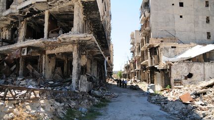 Les ruines de la ville d'Alep en Syrie, le 24 juin 2017. (SIMON KREMER / DPA / AFP)