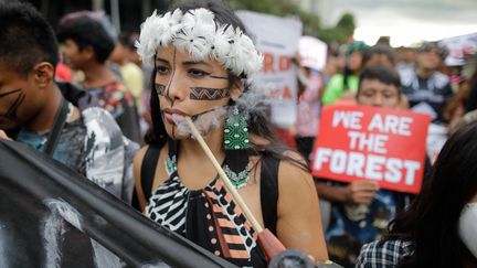 Près de 8000 Indiens campent à Brasilia depuis le 4 avril pour s’opposer à plusieurs projets de loi qui menacent leurs territoires, à travers l’exploitation des ressources naturelles. (13 avril 2022) (SERGIO LIMA / AFP)