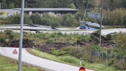 A landslide that hit a highway for several hundred meters in Stenungsund (Sweden), September 23, 2023. (ADAM IHSE / TT NEWS AGENCY / AFP)