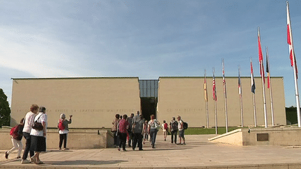 Le Mémorial de Caen conçu par l'architecte Jacques Millet fête ses 30 ans.
 (culturebox - capture d&#039;écran)