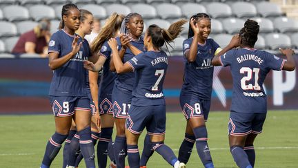 La joie des Parisiennes, vainqueures de Fleury dimanche 29 août. (TIM NWACHUKWU / GETTY IMAGES NORTH AMERICA / AFP)