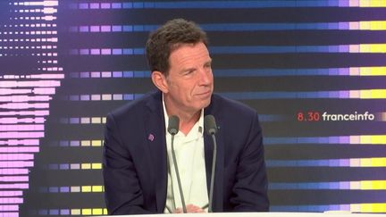 Geoffroy Roux de Bézieux, président du Medef, était jeudi 17 novembre l'invité du 8h30 franceinfo.&nbsp; (FRANCEINFO / RADIOFRANCE)