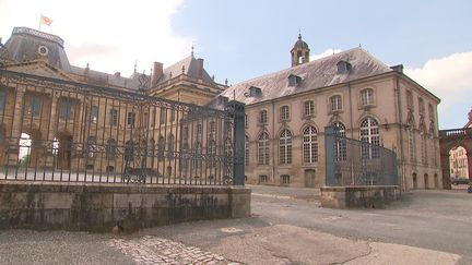 le château de Lunéville ((Meurthe-et-Moselle) a rouvert partiellement ses portes le 25 mai 2020 (France 3 Lorraine)