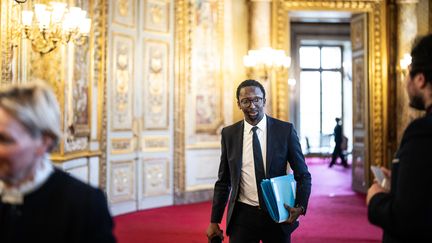 Le secrétaire d'Etat Hervé Berville au Sénat, à Paris, le 22 mars 2023. (XOSE BOUZAS / HANS LUCAS / AFP)