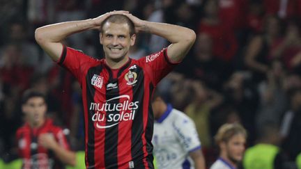 Mathieu Bodmer, le défenseur central de l'OGC Nice. (JEAN CHRISTOPHE MAGNENET / AFP)