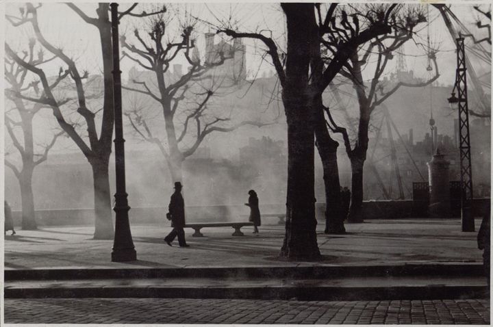 Quai de Saône dans le brouillard, vers 1933
 (Coll. musées Gadagne)