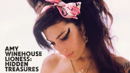 Pochette de l'album posthume de la chanteuse britannique Amy Winehouse, qui sortira le 5 d&eacute;cembre 2011.&nbsp; (ISLAND RECORDS)