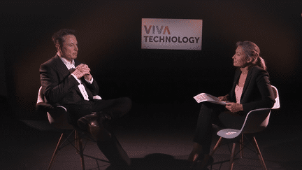 L'entrepreneur Elon Musk interrogé par la journaliste de France 2 Anne-Sophie Lapix en marge du salon VivaTech à Paris, le 16 juin 2023. (FRANCE 2)