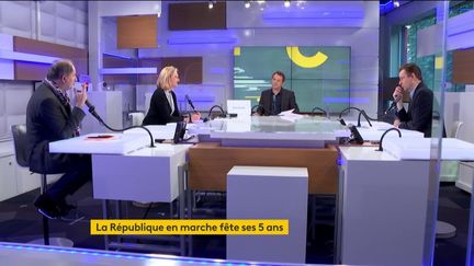 Les informés du matin, le&nbsp;6 avril 2021 à franceinfo à Paris. (FRANCEINFO / RADIOFRANCE)