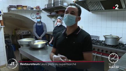 L'équipe du restaurant le JAM, à Forcalquier. (France 2)