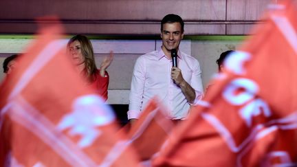 Le leader du PSOE Pedro Sanchez au soir de sa victoire lors des élections législatives en Espagne, le 28 avril 2019. (JAVIER SORIANO / AFP)