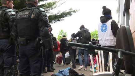 Val-de-Marne : à Vitry-sur-Seine, le plus grand squat de France vidé avant les JO