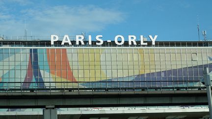 Les quatre lettres d'Orly vendues aux enchères pour 114 500 euros