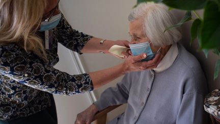 Pass sanitaire : les Ehpad prêts à contrôler les visiteurs ?