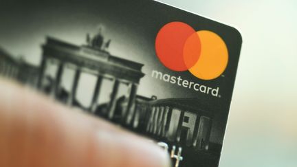 La Commission européenne a infligé une amende de 570 millions d'euros à Mastercard, 22 janvier 2019.&nbsp; (FABIAN SOMMER / DPA / AFP)