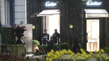 La boutique Cartier à Monaco, le 25 mars 2017. (YANN COATSALIOU / AFP)