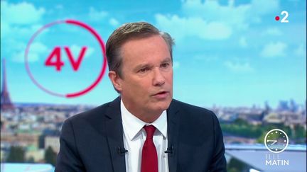 Nicolas Dupont-Aignan préside le mouvement Debout la France (FRANCE 2)