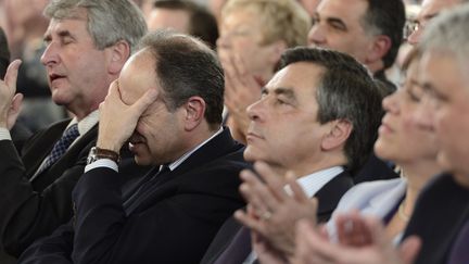 Jean-Fran&ccedil;ois Cop&eacute;, alors secr&eacute;taire g&eacute;n&eacute;ral de l'UMP, et Fran&ccedil;ois Fillon, Premier ministre de l'&eacute;poque, le 25 avril 2012 &agrave; Cernay (Haut-Rhin). (ERIC FEFERBERG / AFP)