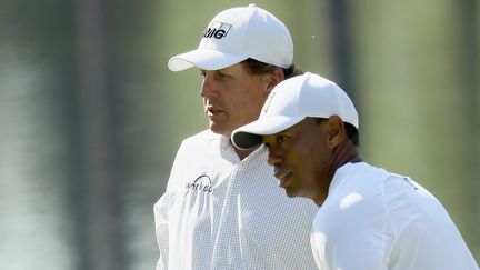 Tiger Woods et Phil Mickelson (JAMIE SQUIRE / GETTY IMAGES NORTH AMERICA)