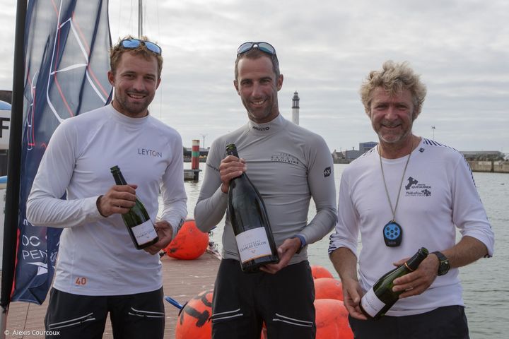 Le podium de la 2e étape du Figaro à Dunkerque