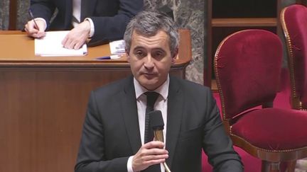 Le texte du projet de loi immigration ne fait pas l'unanimité au sein de l'Assemblée nationale. Une motion de rejet pourrait même être adoptée. (FRANCE 2)