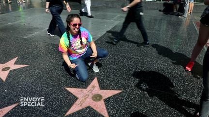 Envoyé spécial.  Trump s'en prend plein l'étoile sur Hollywood Boulevard