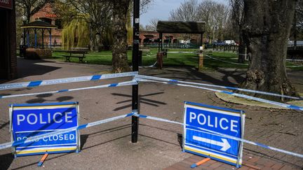 Des barrières sont installées à Salisbury (Royaume-Uni) le 6 avril 2018, un mois après l'empoisonnement d'un ex-espion russe et de sa fille. (ALEXEY FILIPPOV / SPUTNIK / AFP)