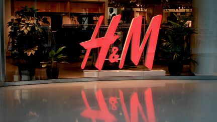 Une boutique H&amp;M à Paris. (AURÉLIEN ACCART / RADIO FRANCE)