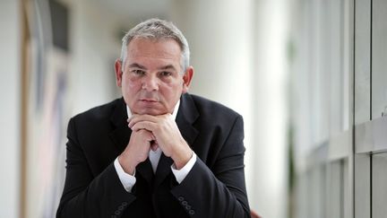 Thierry Lepaon, qui doit succ&eacute;der &agrave; Bernard Thibault &agrave; la t&ecirc;te de la CGT, le 9 octobre 2012 au Conseil &eacute;conomique, social et environnemental, &agrave; Paris. (JOEL SAGET / AFP)