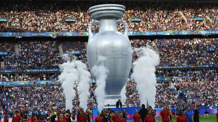 La cérémonie de clôture de l'Euro&nbsp;2016, lors de la finale entre la France et le Portugal, le 10 juillet 2016 au Stade de France, à Saint-Denis (Seine-Saint-Denis). (GUO YONG / NURPHOTO / AFP)