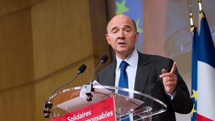 Le ministre de l'Economie et des Finances, Pierre Moscovici, le 28 septembre 2012 &agrave; Paris. (BERTRAND LANGLOIS / AFP)