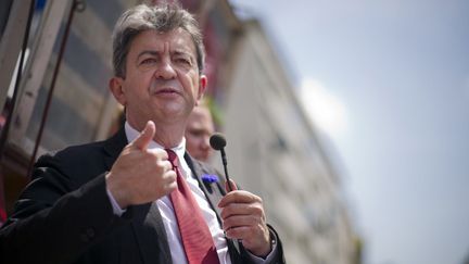 Le pr&eacute;sident du Parti de gauche et candidat du Front de gauche aux l&eacute;gislatives, Jean-Luc M&eacute;lenchon, &agrave; Paris, le 30 mai 2012.&nbsp; (LIONEL BONAVENTURE / AFP)