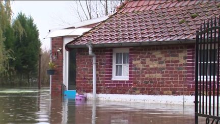 Des habitations du Pas-de-Calais sont vulnérables après deux semaines de pluies intenses. Avant de démarrer des travaux, les habitants doivent attendre la décrue.